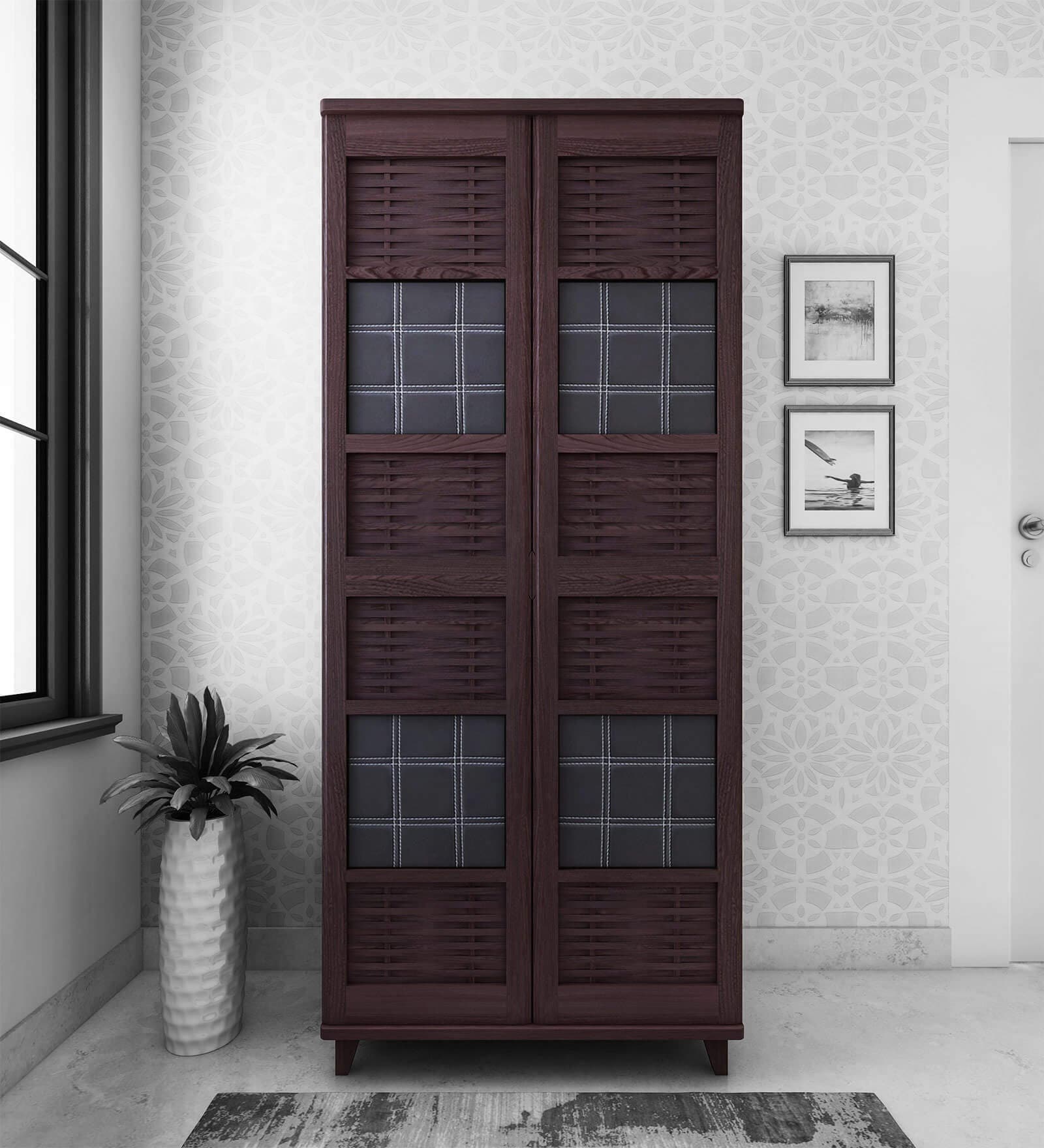 Palmira Shoe Cabinet in Oak Finish