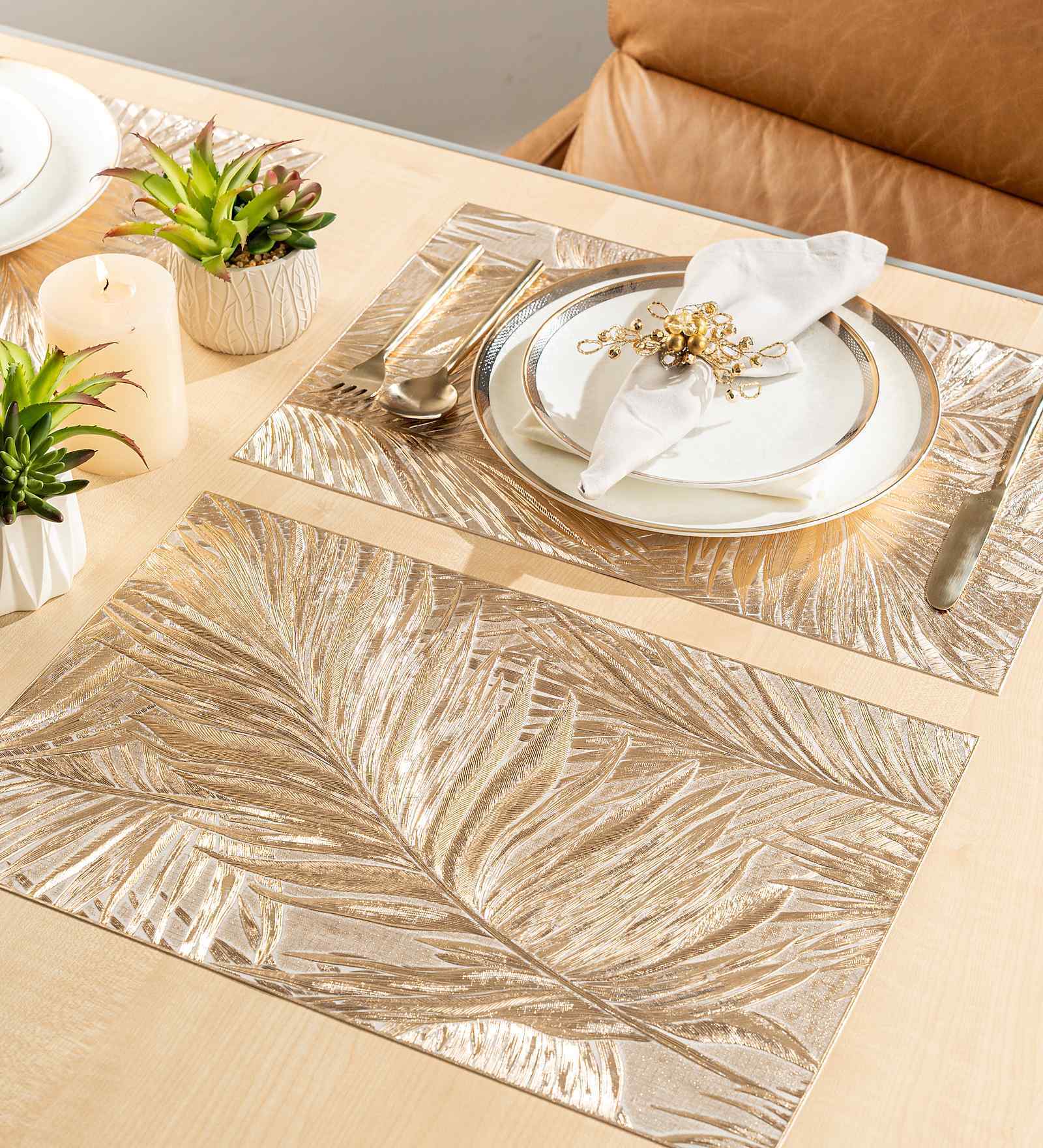 Palm Royale Golden PVC Table Mats (Set of 6)