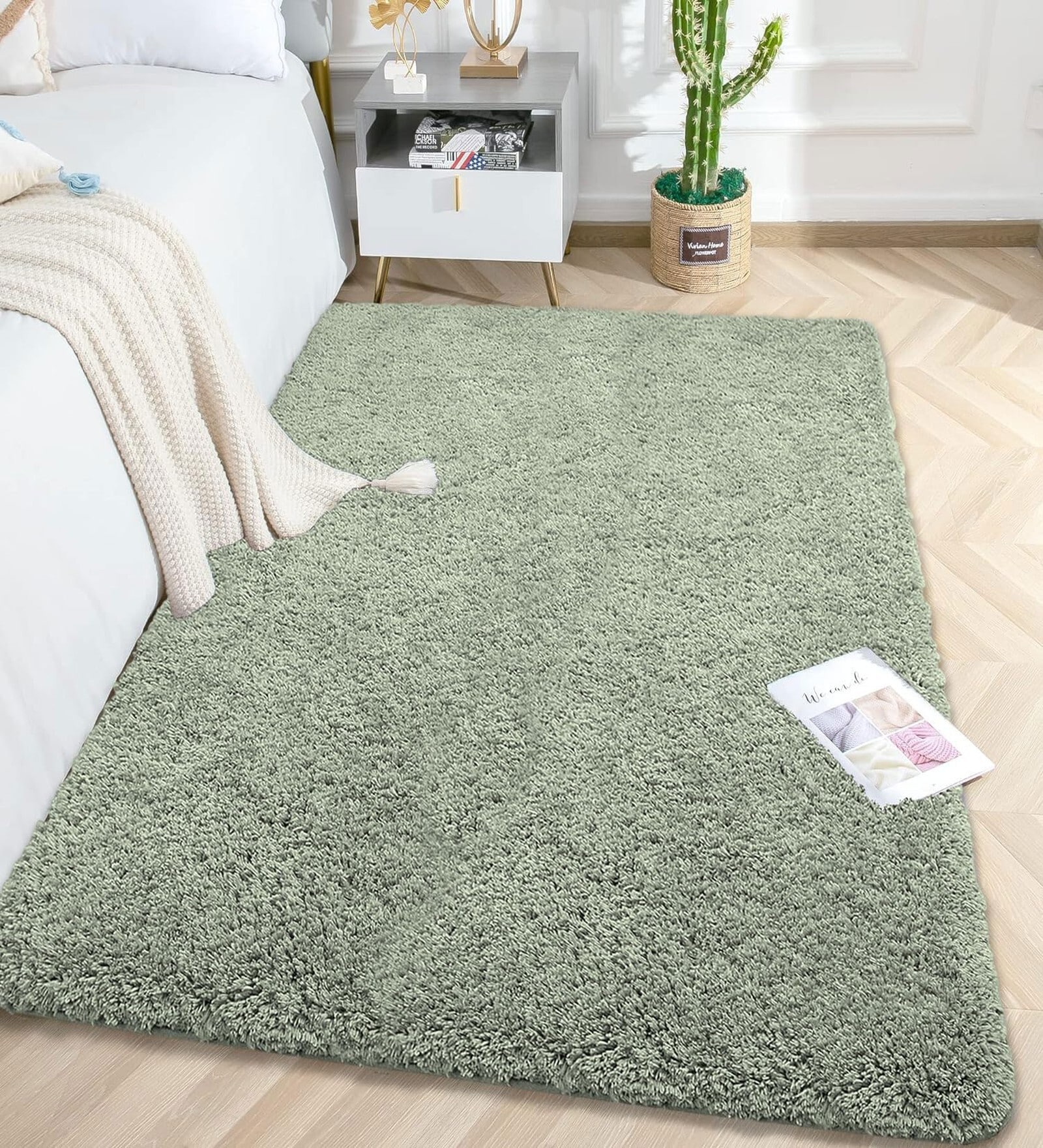 Pastel Green Solid Microfiber 4 X 6 Feet Tufted Carpet