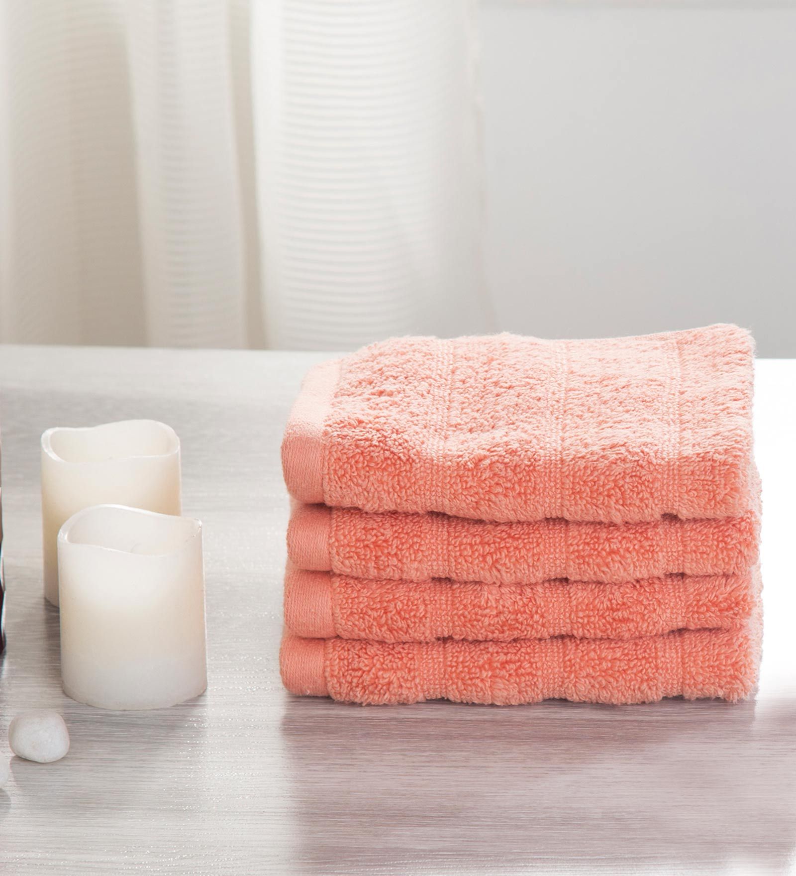 Pink Solid 550 GSM Cotton Face Towels (Set of 4)