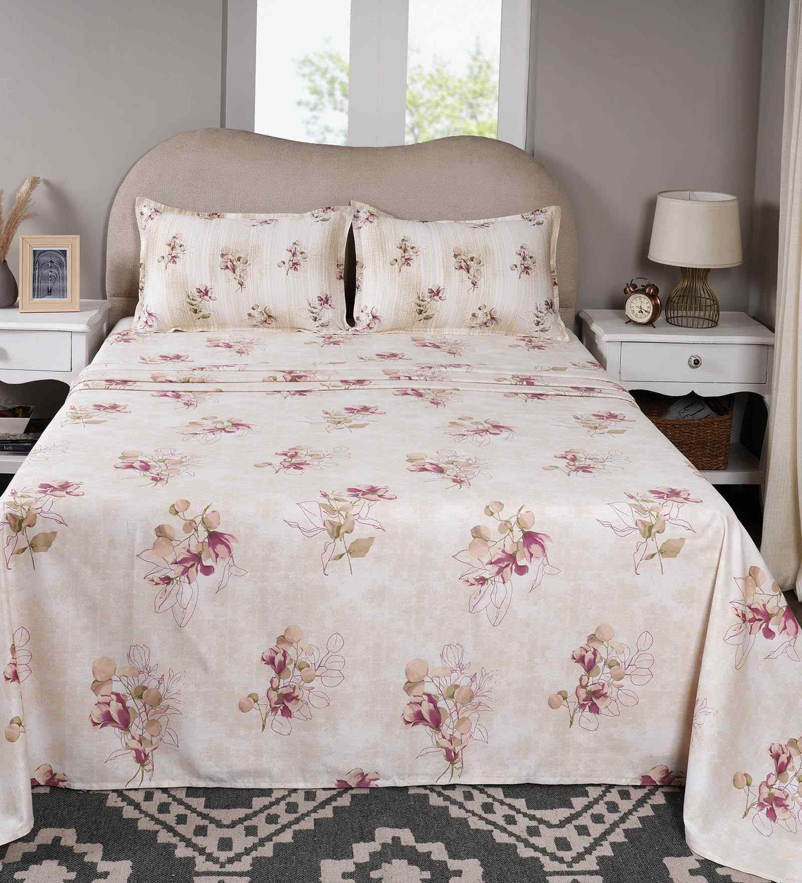 Peach Floral Print 300 TC Cotton King Size Bed Sheet with 2 Pillow Covers Sensory Bloom Collection