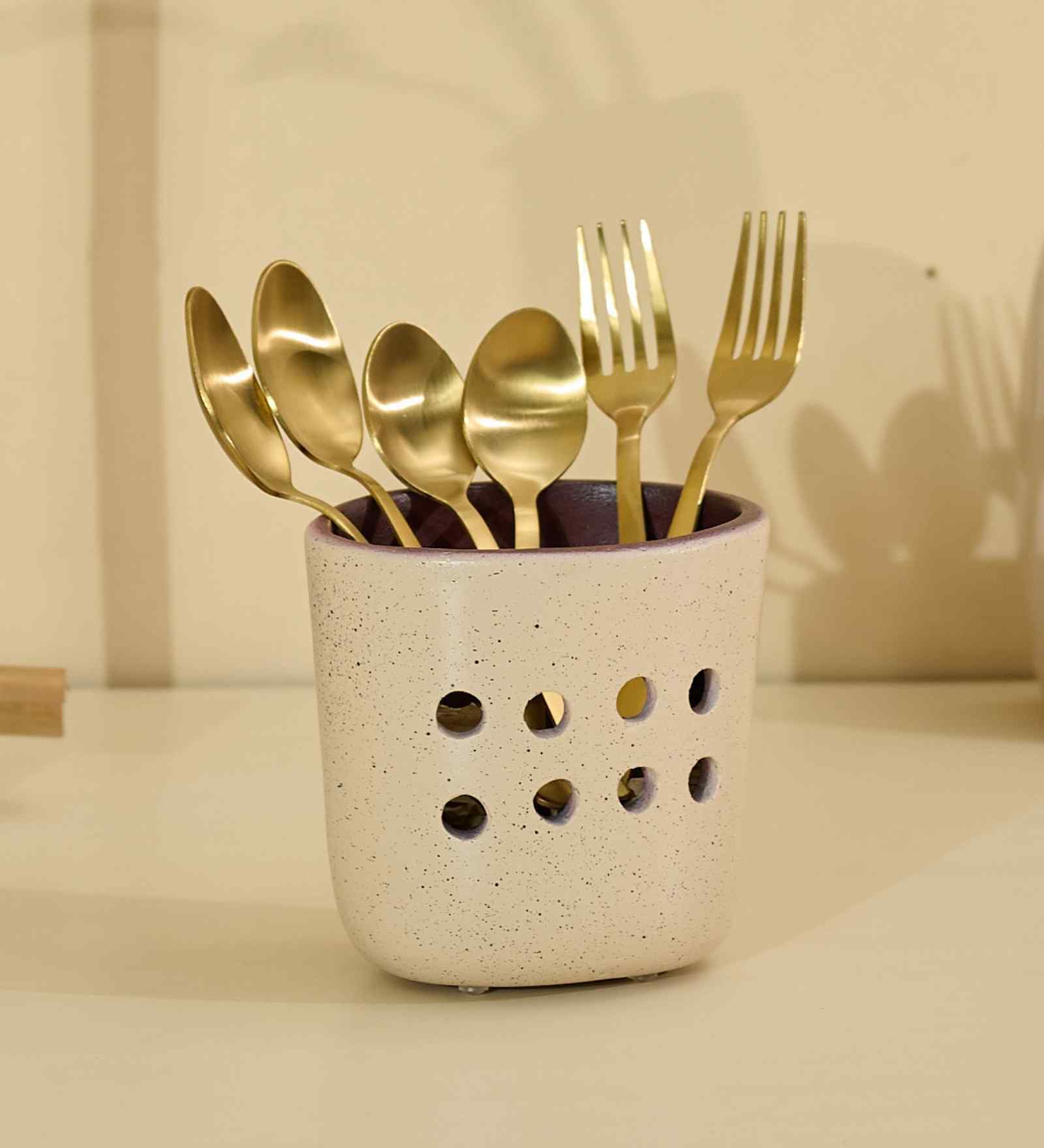 Pebble Cutlery Holder