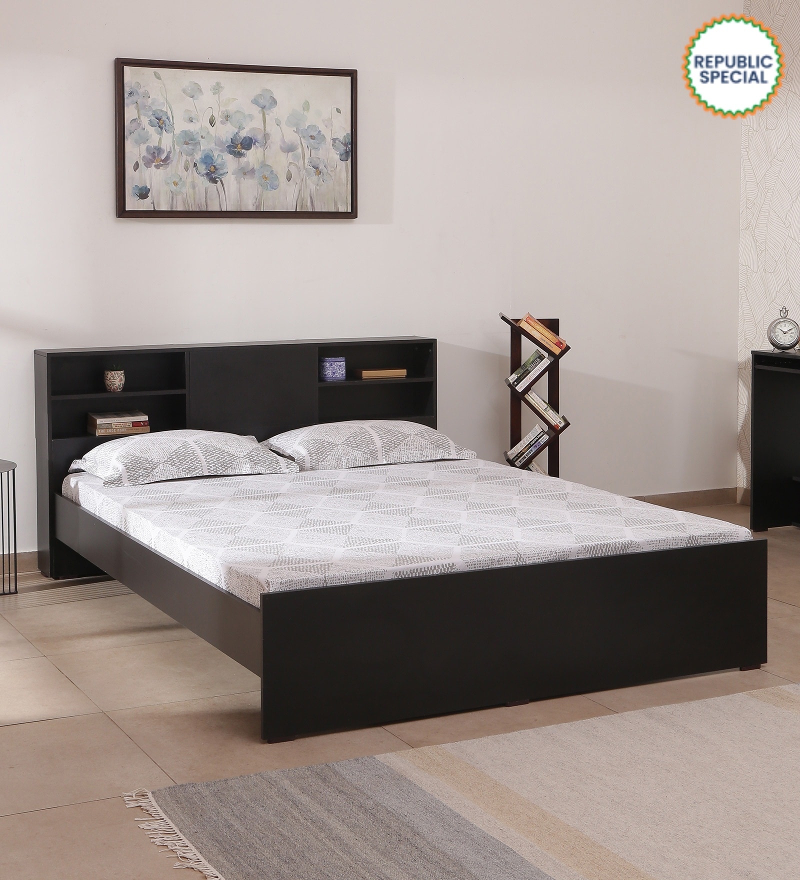 Persia Queen Size Bed In Wenge Finish Persia Queen Size Bed In Wenge Finish