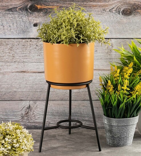 Peach Metal Desk Desk Pot