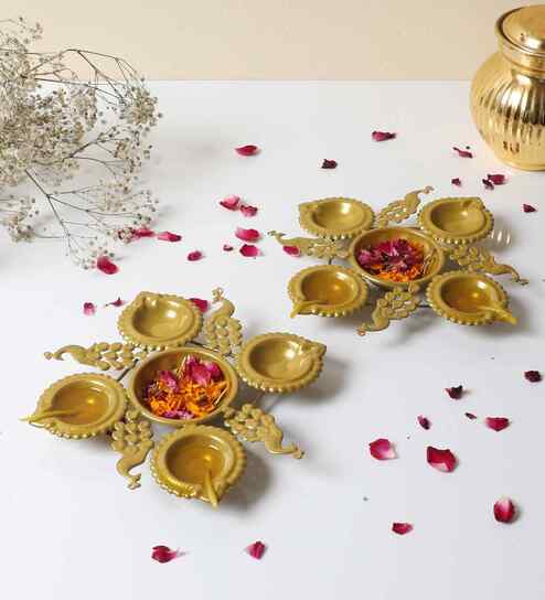 Peacock Small Dia Urli Set of 2