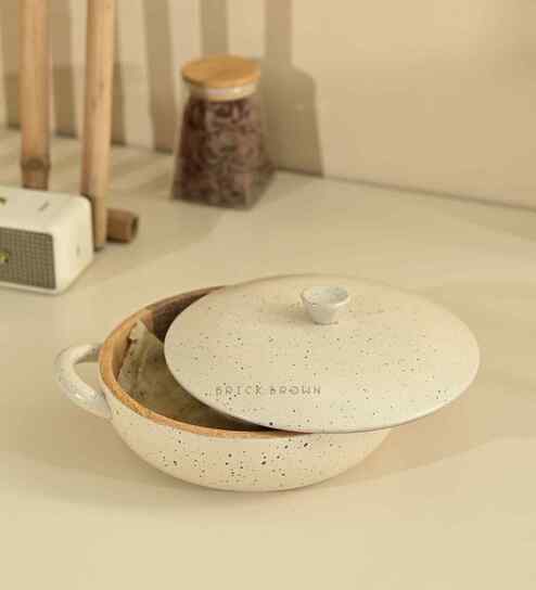 Pebble White Wooden Casserole