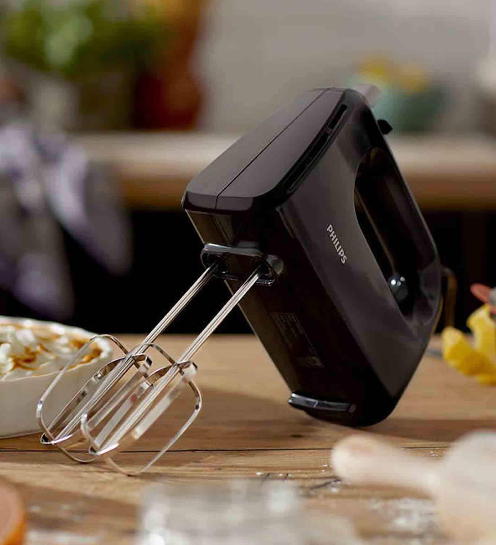 Philips HR3705/10 300W Hand Mixer with Black Colour Philips HR3705/10 300W Hand Mixer with Black Colour