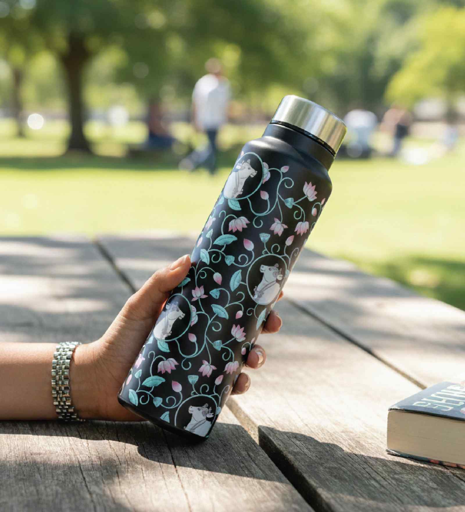 Pichwai Cow and Lotus Art Print Black Stainless Steel 950ml Water Bottle