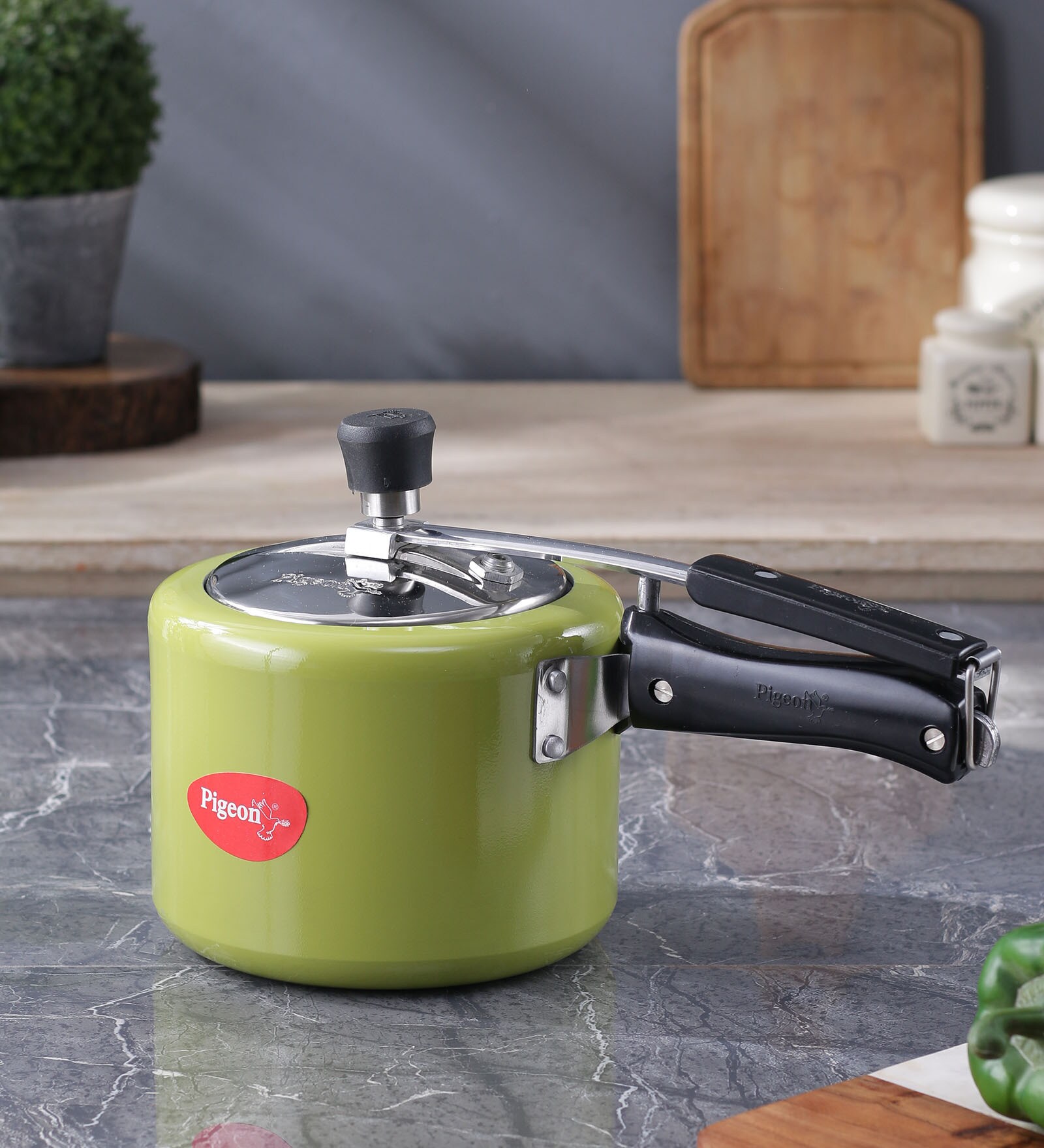 Chroma Green Aluminium Pressure Cooker- 3 Ltr