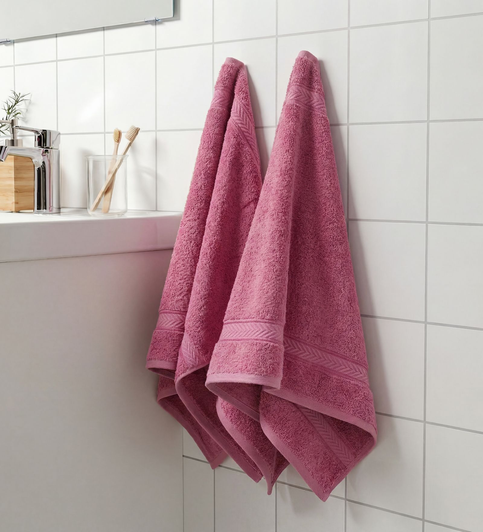 Pink 100% Cotton 525 Gsm Hand Towel
