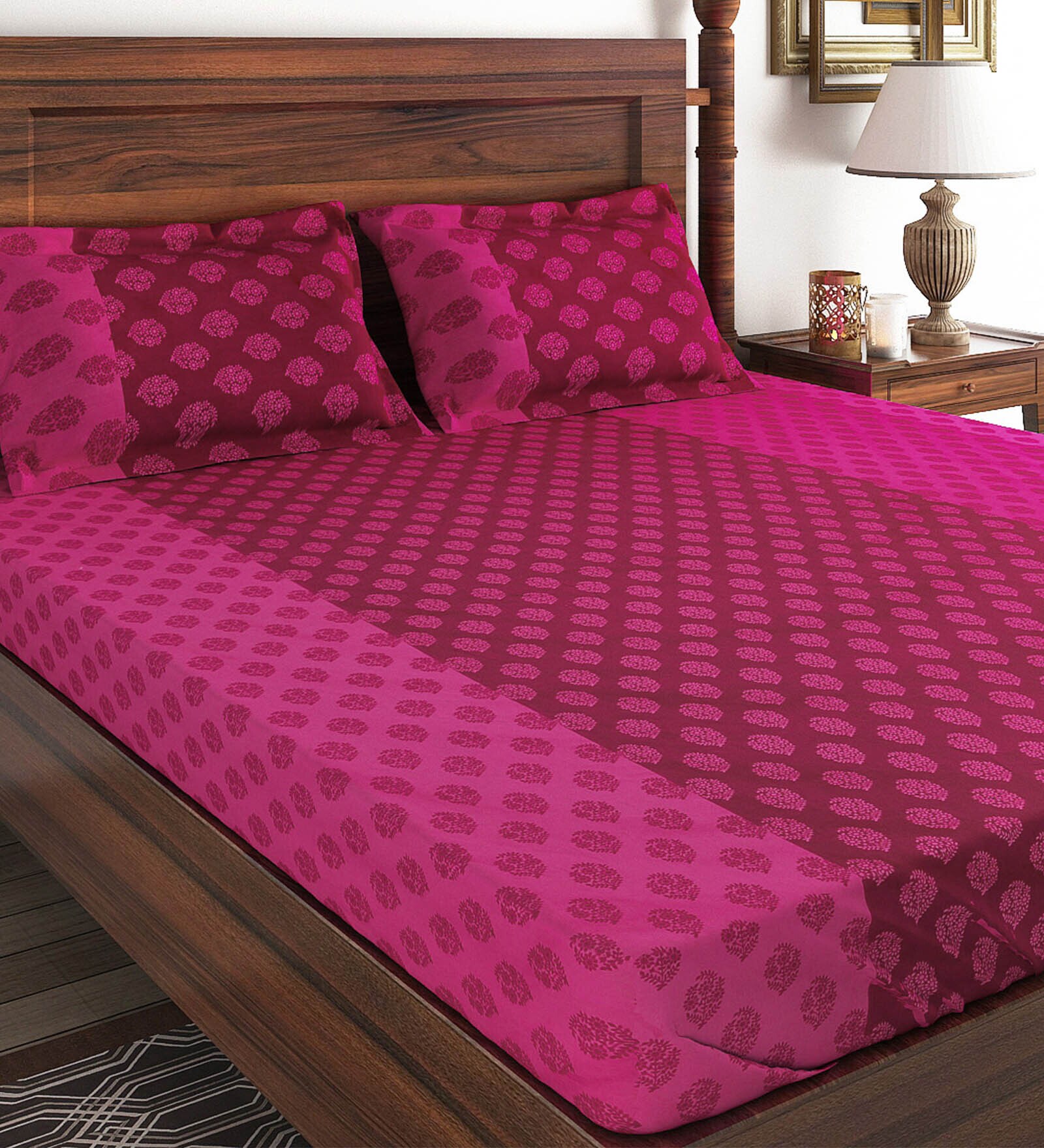 Pink 200 TC Motifs Print Cotton Fitted Double Bed Sheet with 2 Pillow Cover