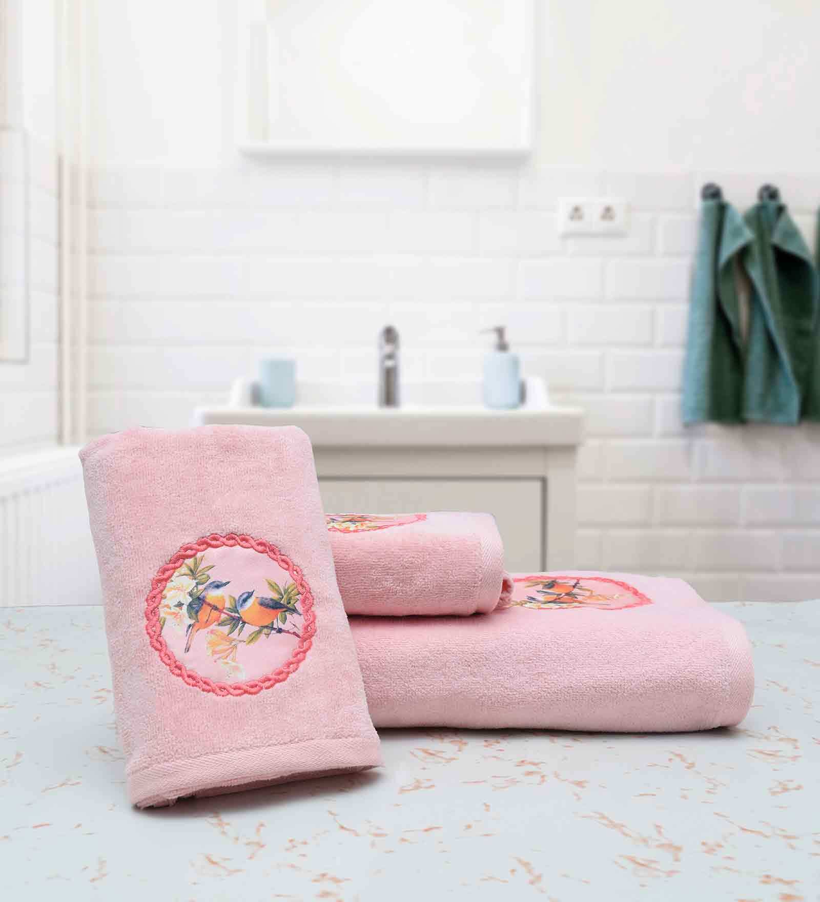 Pink 500 GSM Cotton 3 Pieces Towel Set