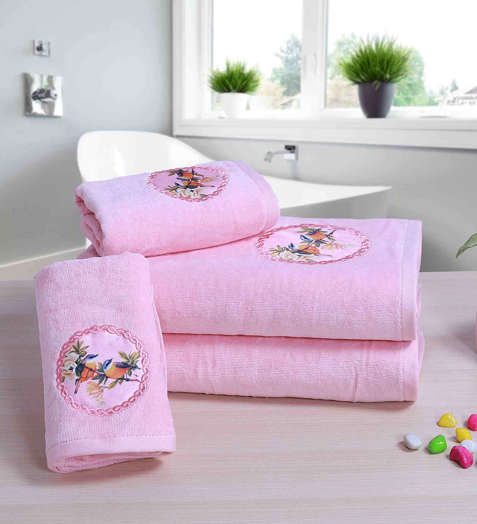 Pink 500 GSM Cotton 4 Pieces Towel Gift Set