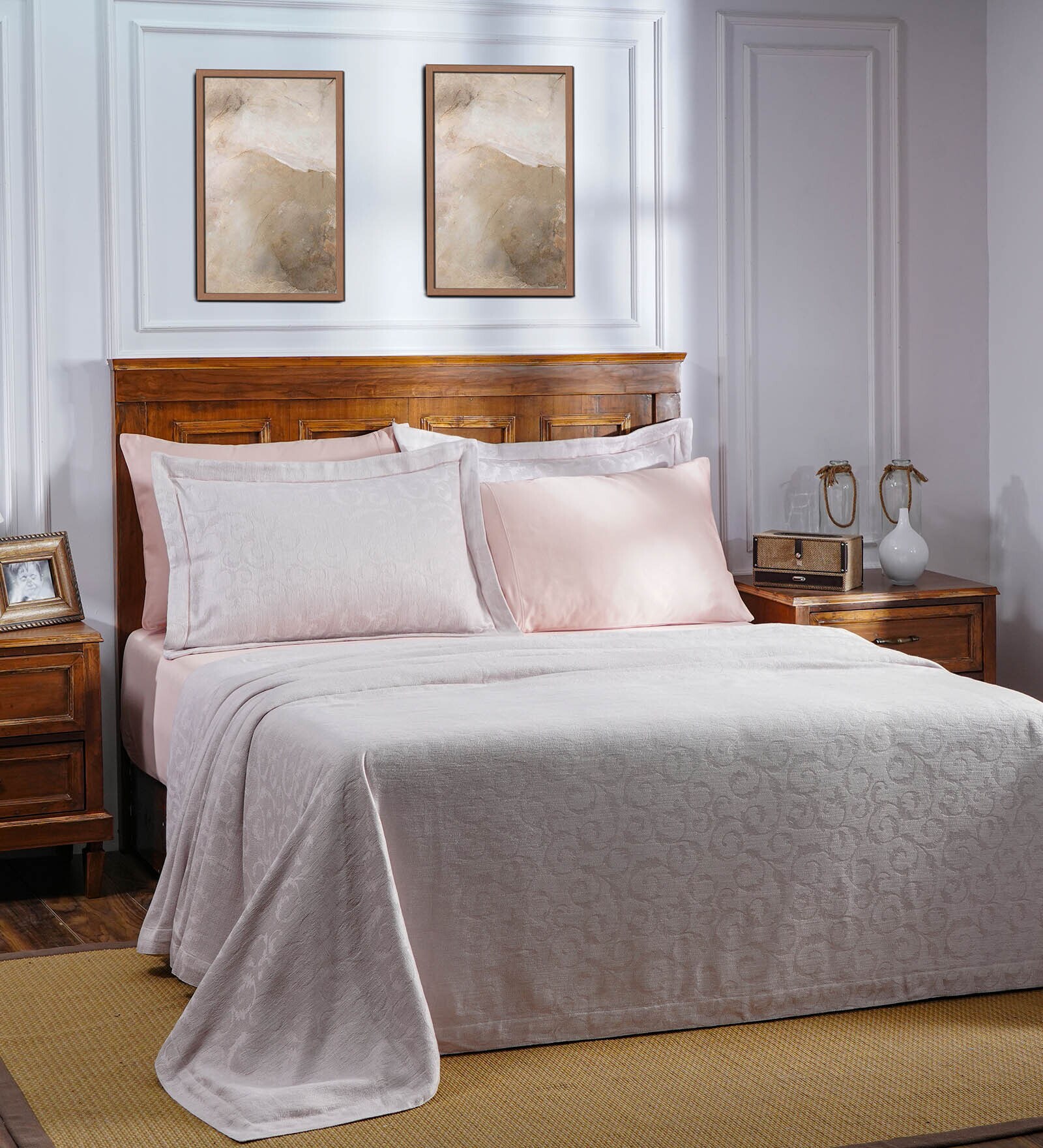 Pink Abstract TC 430 Viscose Bed Cover