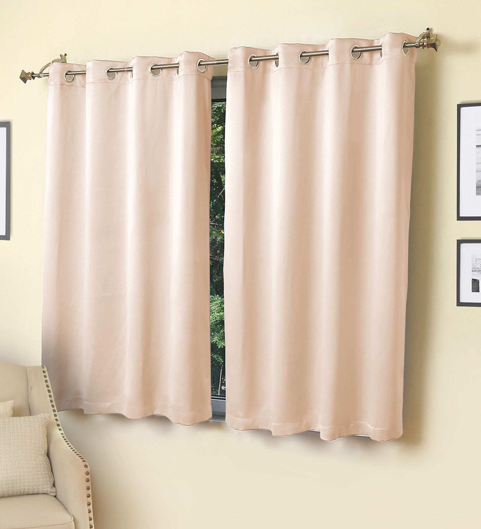 Pink Solid Polyester 5 Ft Blackout Eyelet Window Curtains (Set of 2)