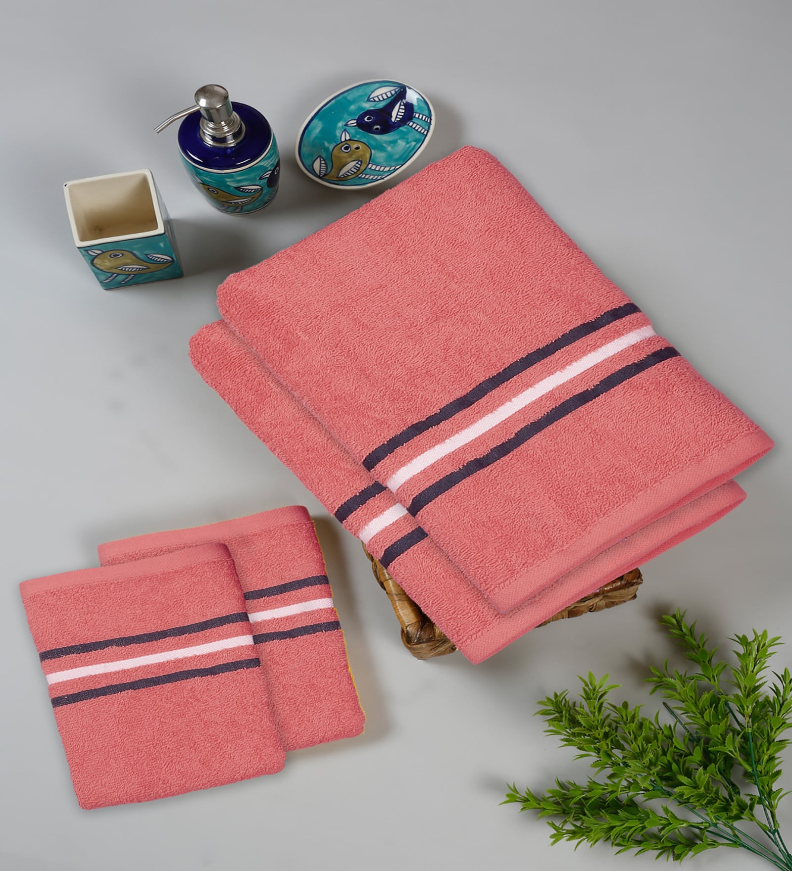 Pink Cotton Solid 380 GSM Bath Towels (Set of 4)