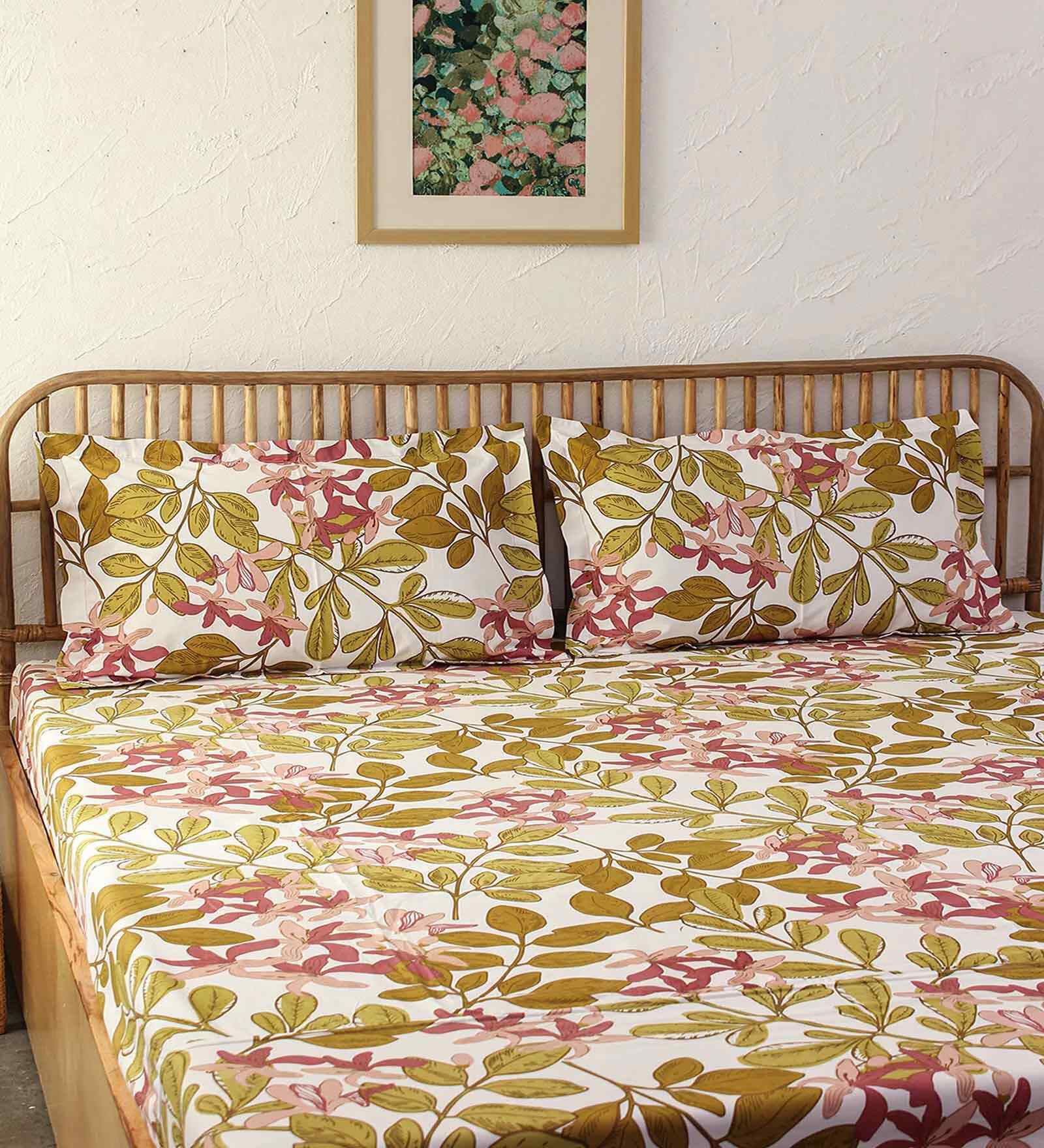 Pink Floral 180 TC Cotton King Bedsheet with 2 Pillow Covers