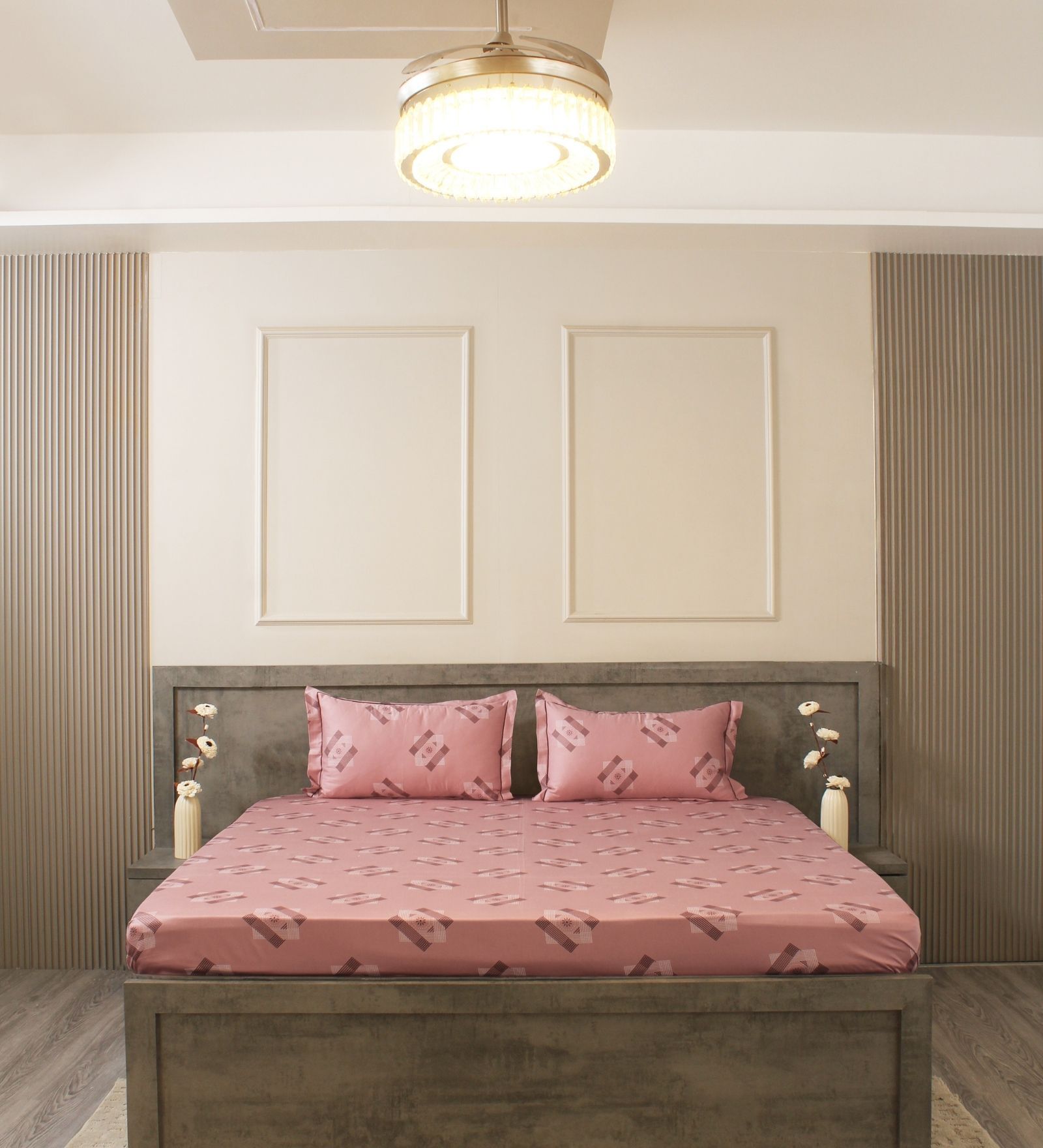 Pink Geometric 600TC Cotton Super King Sized Double Bedsheet with 2 Embroidery Pillow Covers