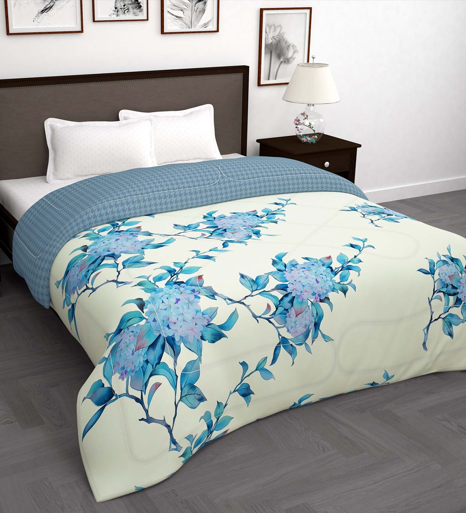 Pink Microfiber Geometric 180 GSM Fusion Reversible Single Comforter