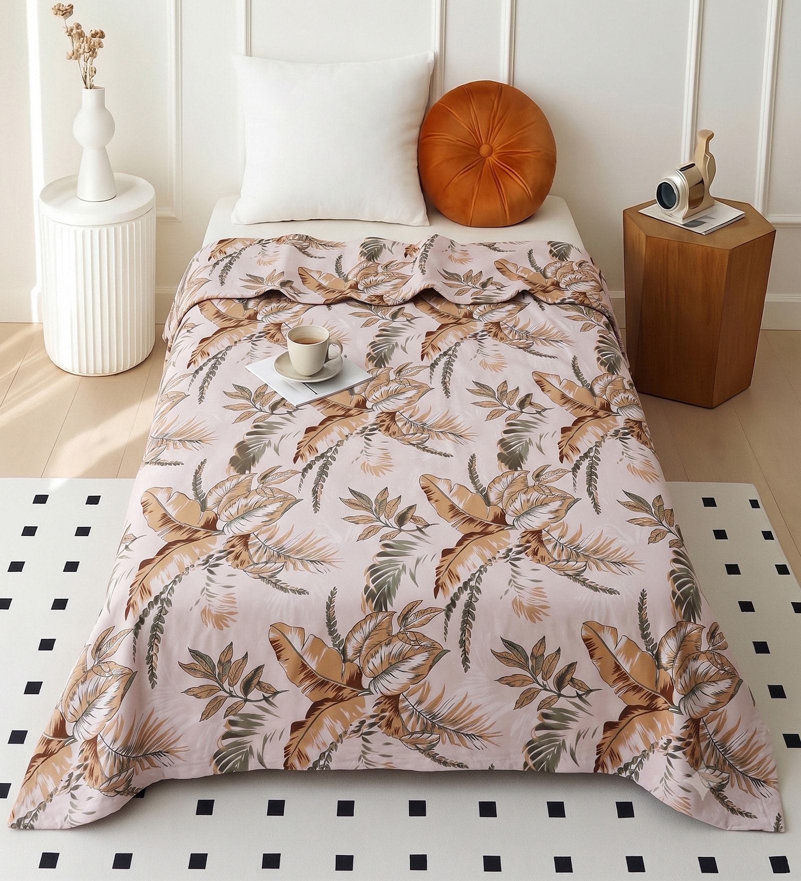 Beige Polycotton Floral 300 GSM Single Bed Reversible Quilted Comforter