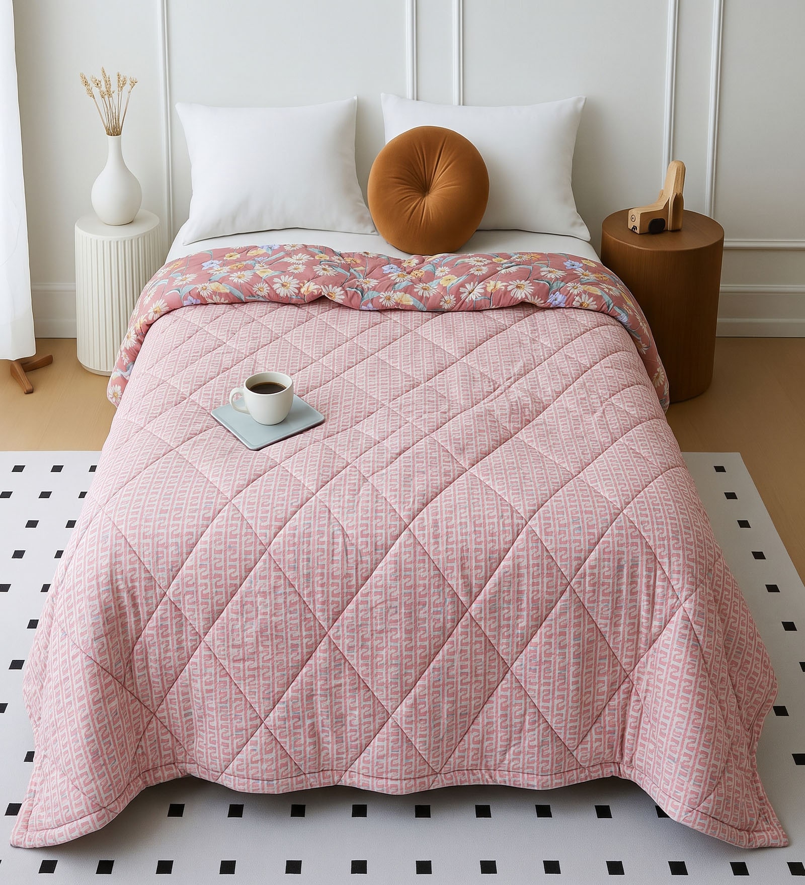 Pink Polycotton Floral 350 GSM Double Bed Reversible Quilted Comforter