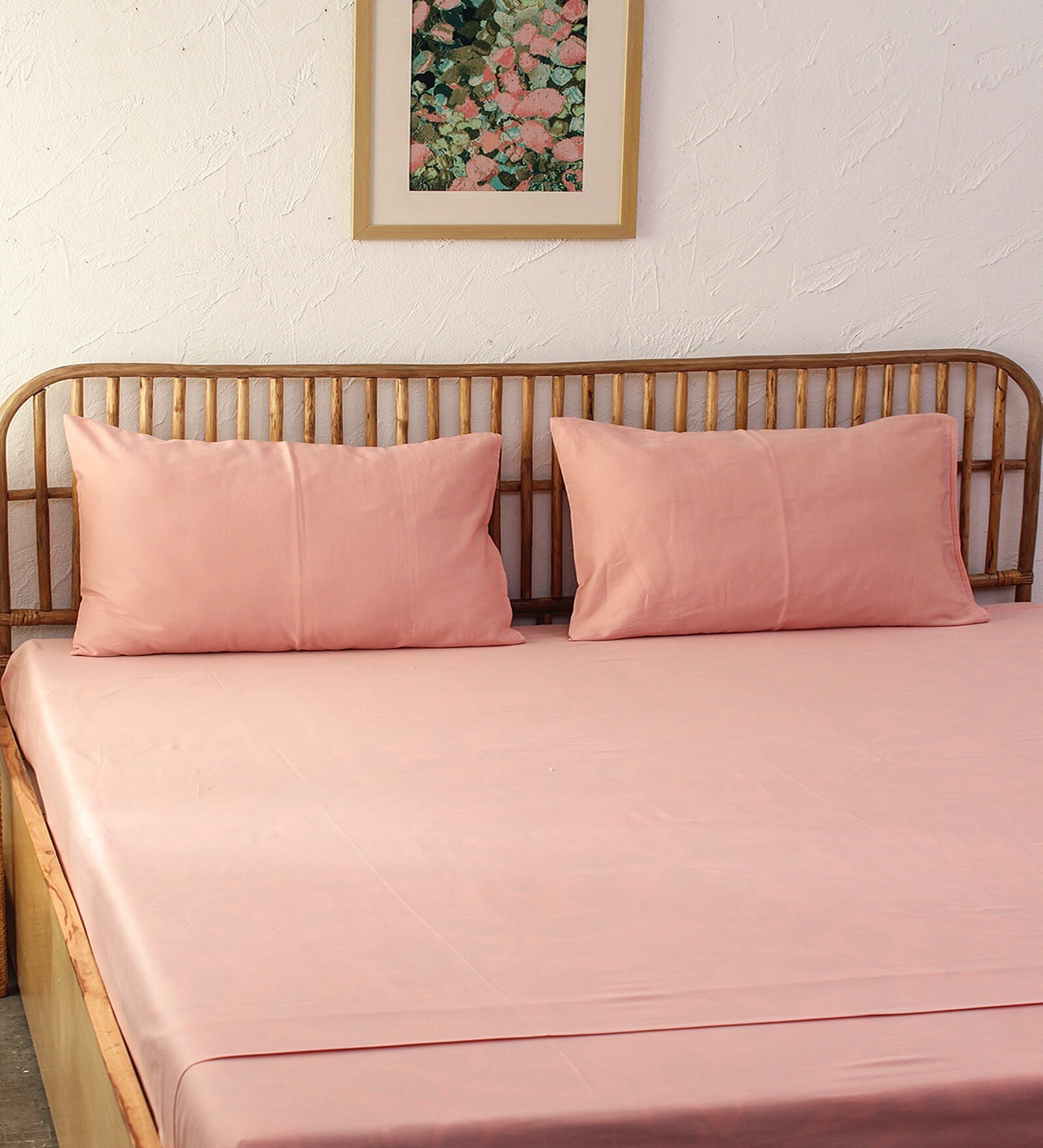 Pink Solid 180 TC Cotton Double Bedsheet with 2 Pillow Covers