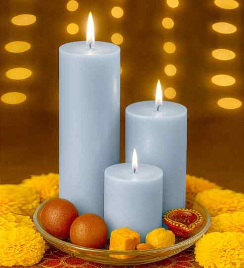 Set Of 3 Green Wax Pillar Candles