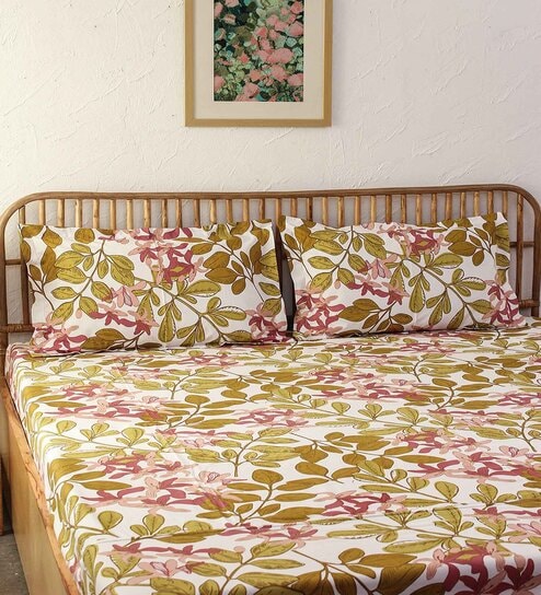Pink Floral 180 TC Cotton King Bedsheet with 2 Pillow Covers