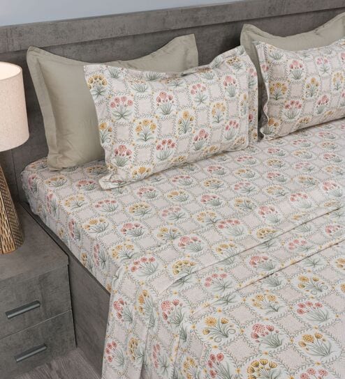 Cream Floral 210TC 100% Cotton Printed Flat Super King Bedsheet With 2 Pillow Covers