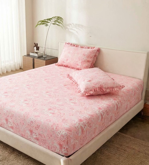 Pink Floral 260 Tc Polycotton King Fitted Bedsheet With 2 Pillow Covers
