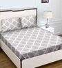 Pink Traditional 220 TC Cotton Queen Sized Bed Sheets with 2 Pillow Covers