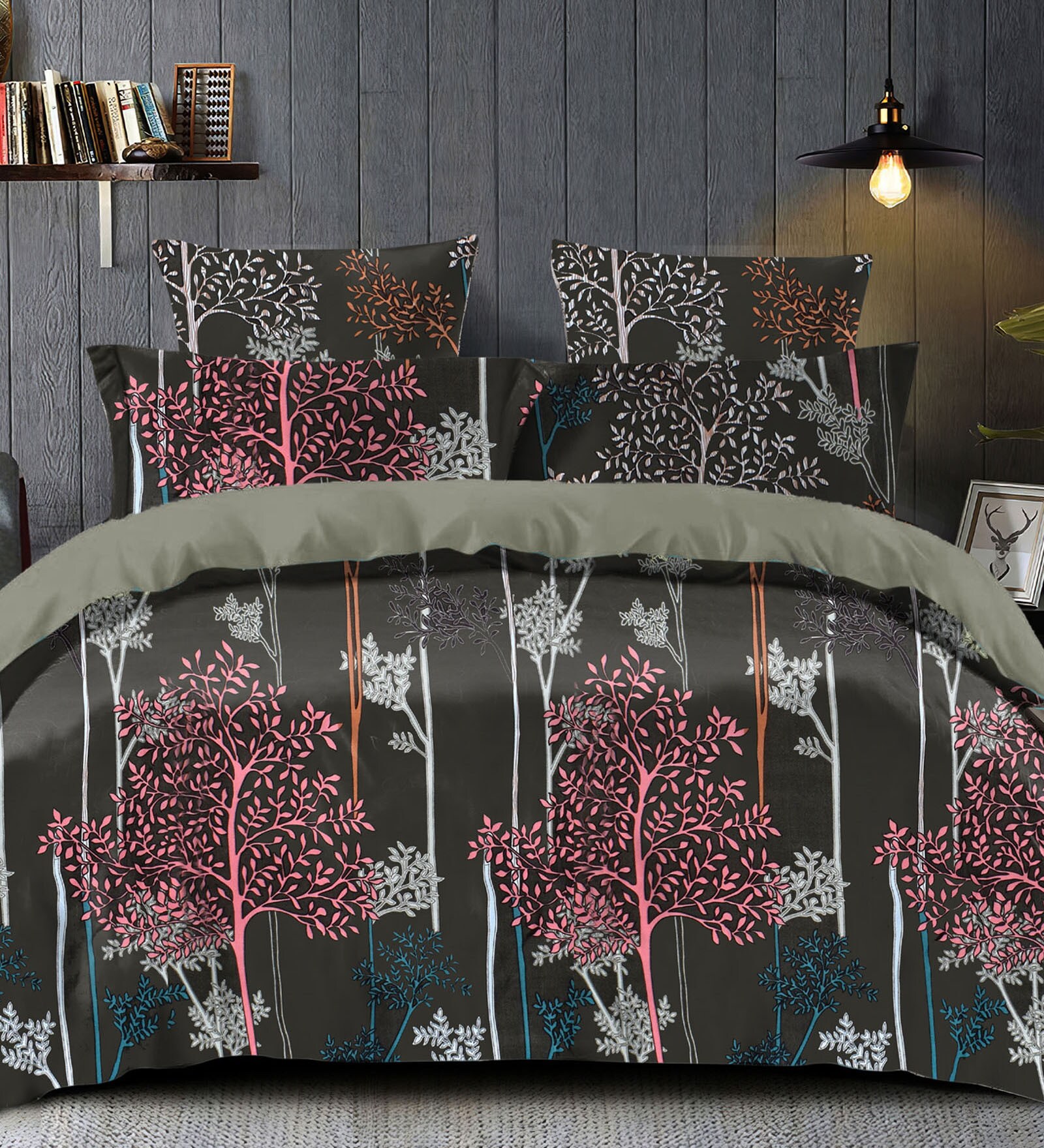 Black Floral 190 TC Poly Cotton Queen Sized Bed Sheets with 2 Pillow Covers