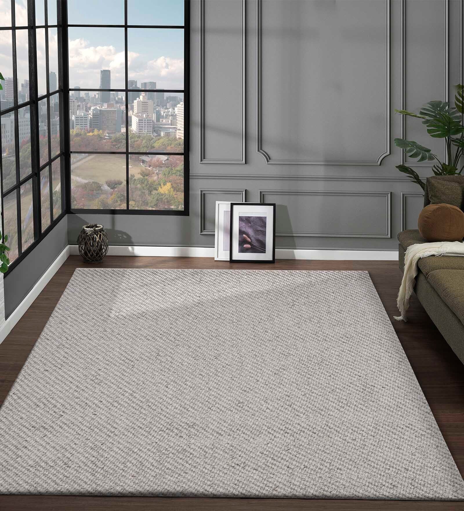 Polyester Solid Machine Made Carpet, 4 x 6 feet, L.Grey