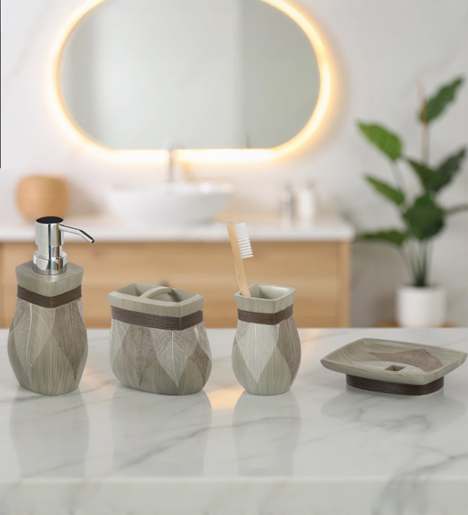 Polyresin 4Pcs Bathroom Set Set, Brown