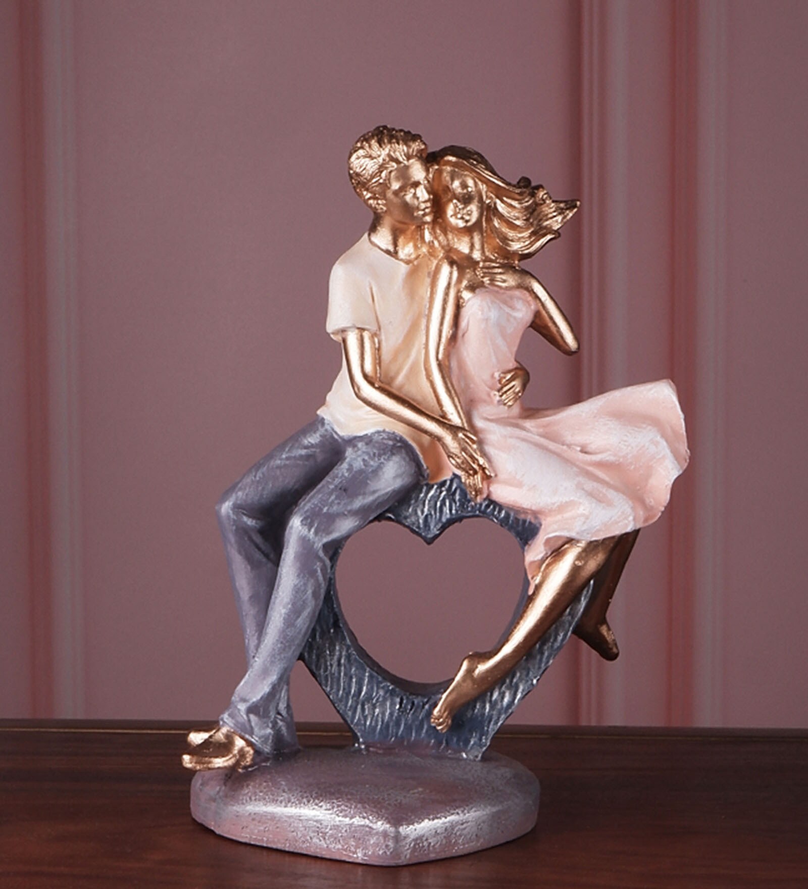 Buy Polyresin Premium Couple Figurine By White Ink Decor at 40 OFF by The White Ink Decor