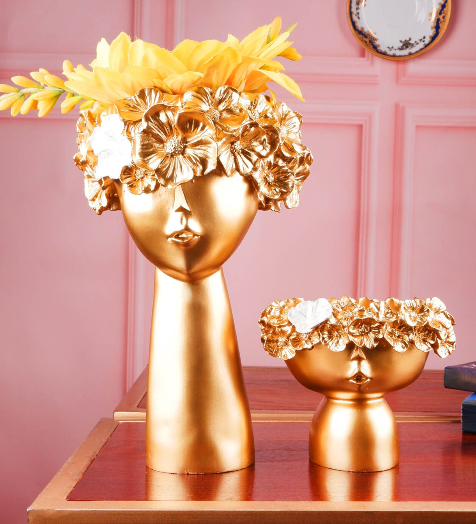 Polyresin Premium Gold Tone Vase Set Of Two