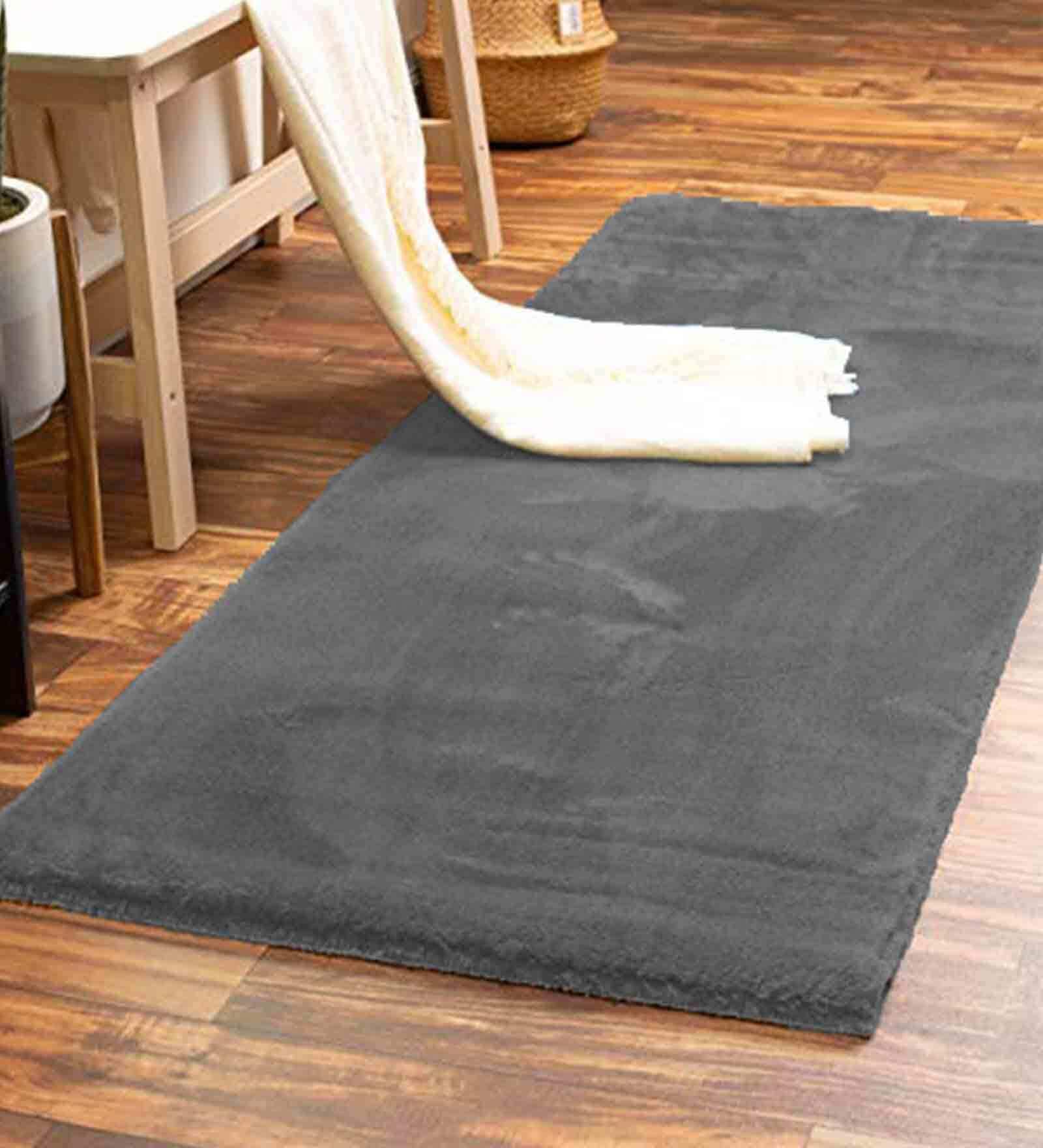 Grey Polyester 60 x 24 Inches Machine Made Floor Runner
