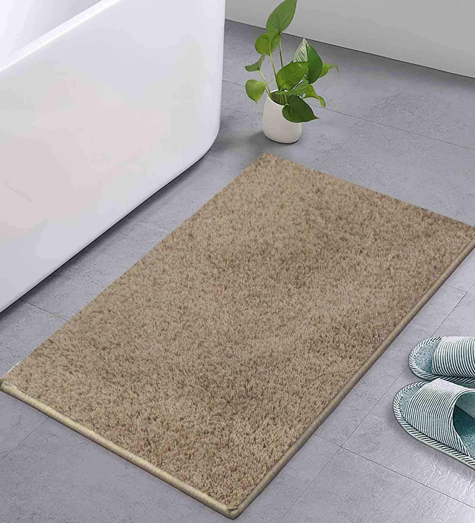 Polyster 24 x 16 Inches Mat in Grey Color