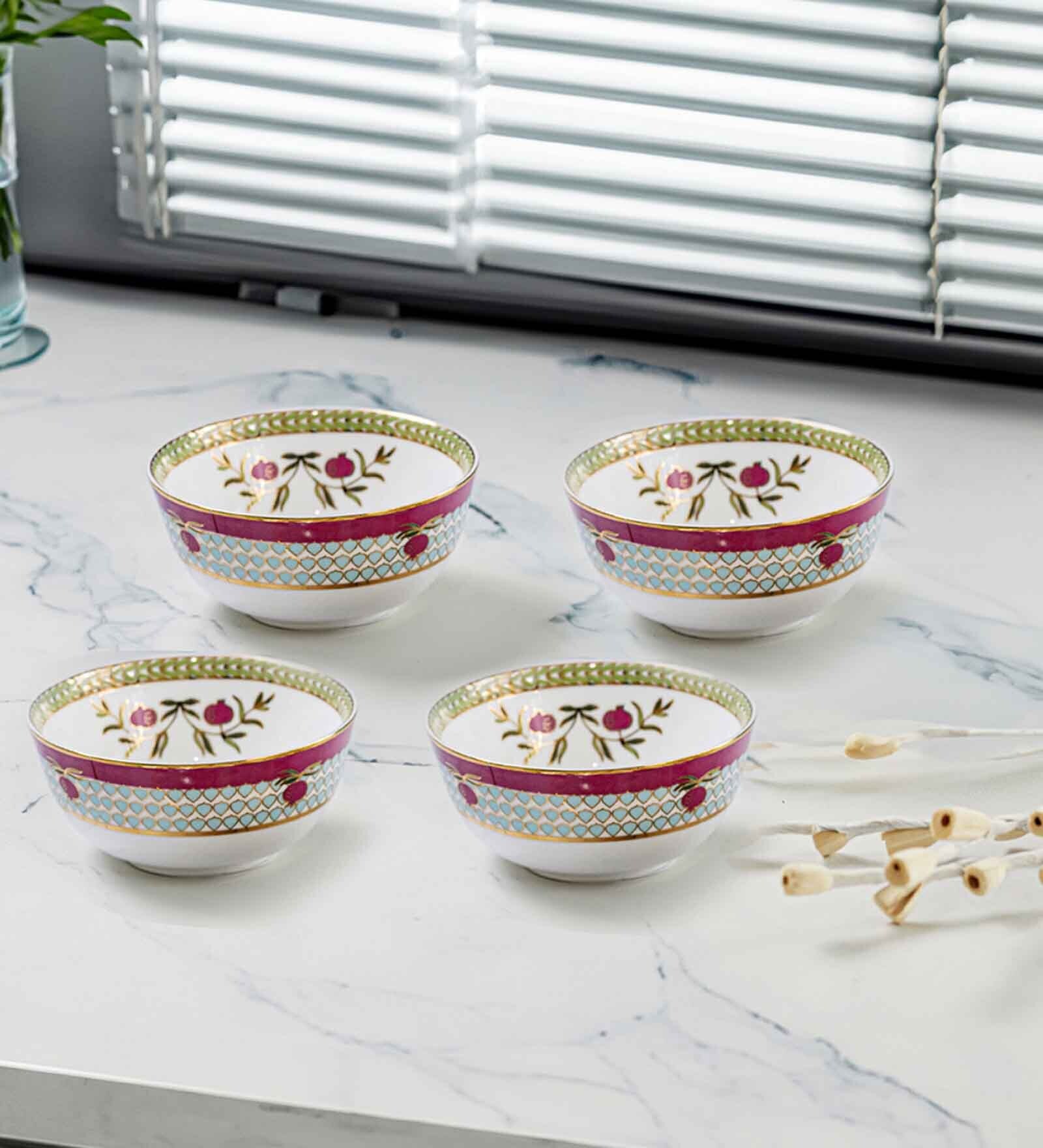 Pom Passion 24K Gold Plated Bowls (Pack Of 4)