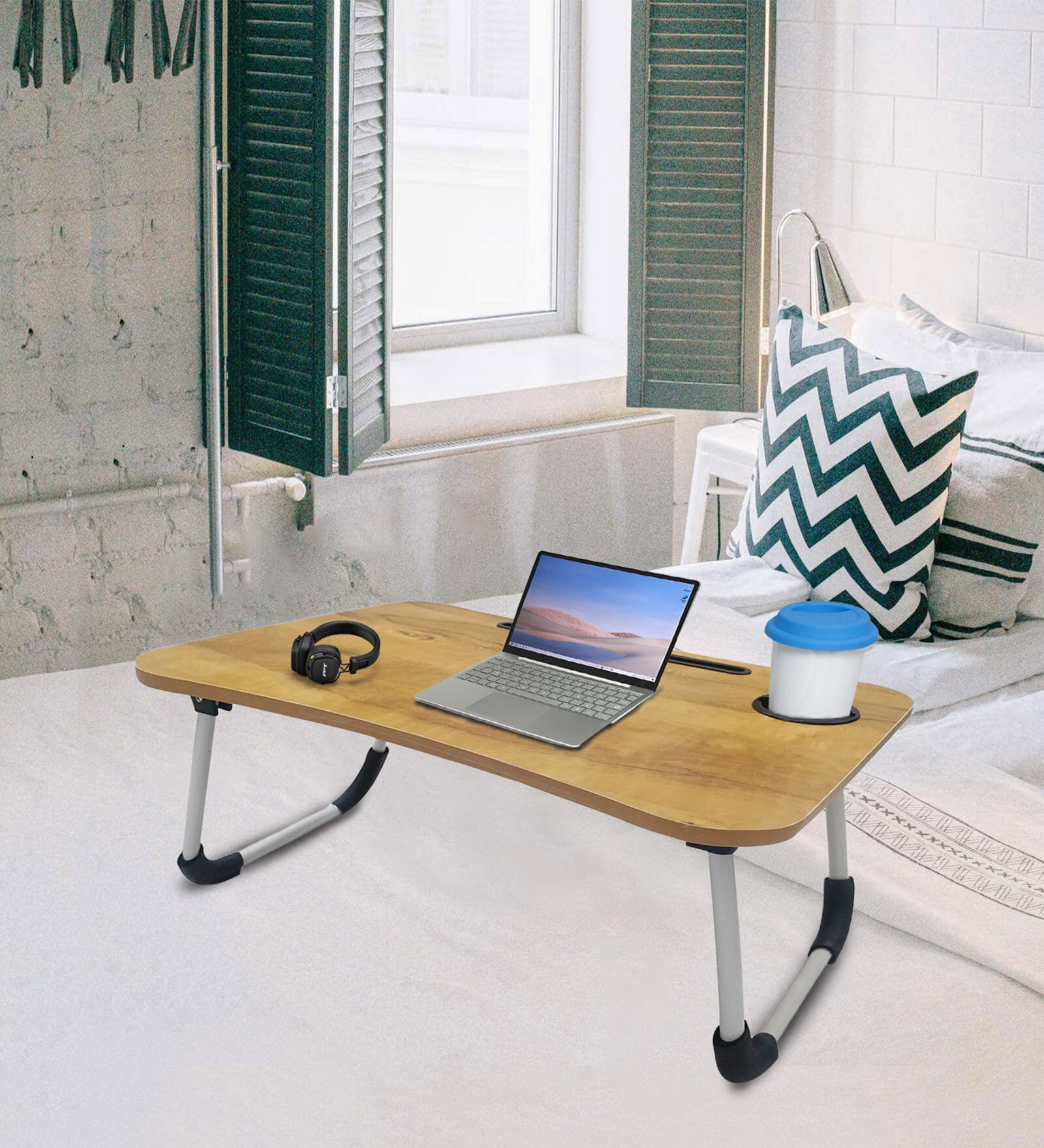 Venice Portable Table in Clutch Wood Finish Venice Portable Table in Clutch Wood Finish