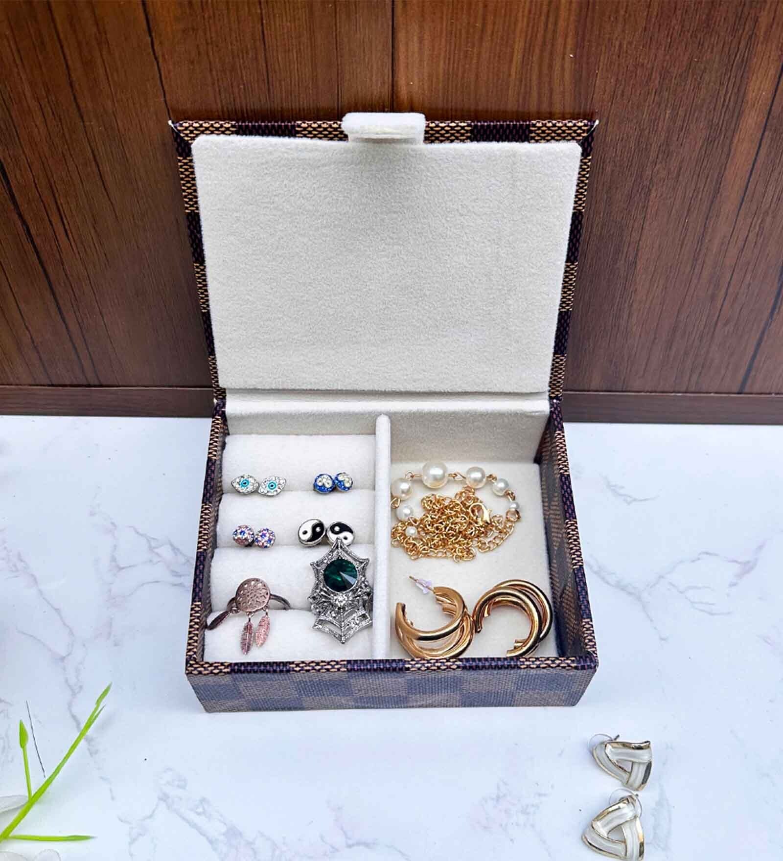 Brown Portable Ring Plus Plain Storage Box Organizer