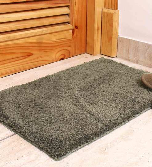 Polyster 24 x 16 Inches Mat in Beige Color by Luxe Home International