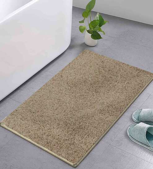 Polyster 24 x 16 Inches Mat in Grey Color by Luxe Home International