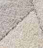Polyester Geometric Machine Made Carpet, 5 X 7 Feet, Cream
