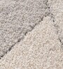 Polyester Geometric Machine Made Carpet, 5 X 7 Feet, Cream