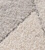Polyester Geometric Machine Made Carpet, 5 x 7 feet, Cream