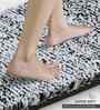 Black White Polyester Machine Made 60x40 cm Bath Mat