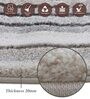 Grey Polypropylene Geometrical Machine Made 17 X 24 Feet Carpet