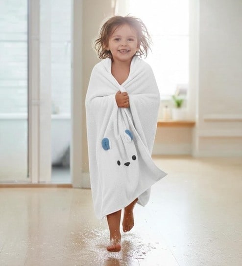 White Premium Microfiber Kids Bath Towel