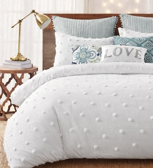 Privee Winter Comforter And Pillow Shams